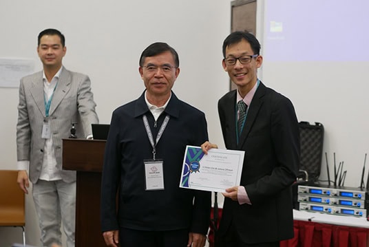 Sean-Ooi-abstract-winner